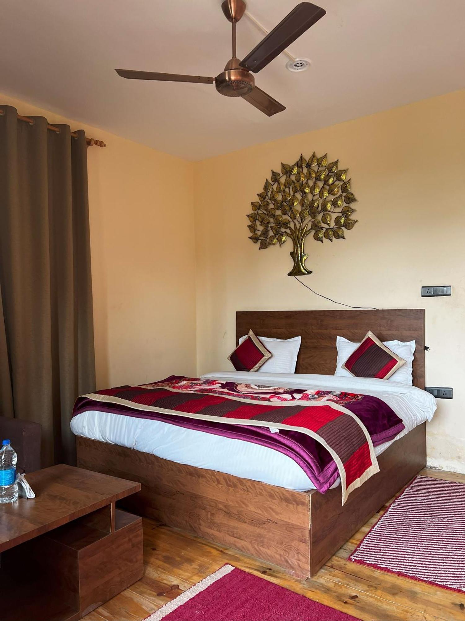 Hotel The Himalayan Heights Satya'S Kasardevi à Almora Extérieur photo