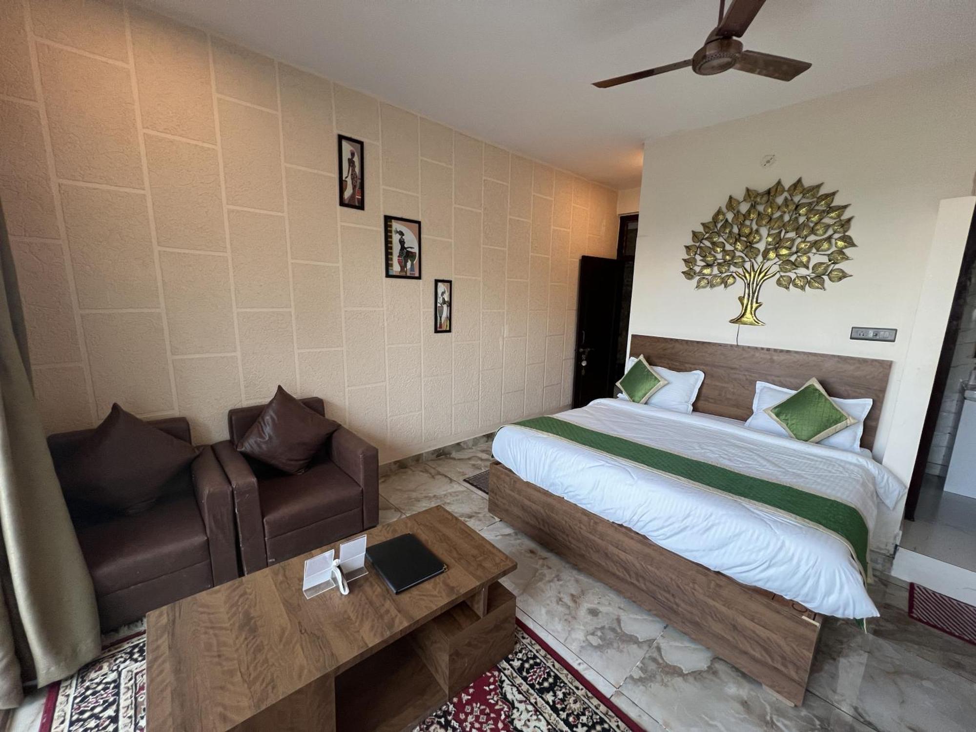 Hotel The Himalayan Heights Satya'S Kasardevi à Almora Extérieur photo